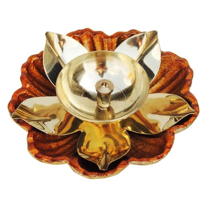 Brass Table Decor Oil Lamp Brass Deepak  - Antique Finish Diya for Worship, Height : 1 Inch (ZMAS170 B)