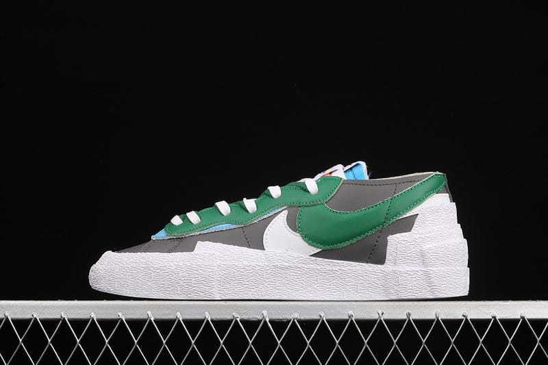NikeMens Blazer Low Sacai - Medium Grey-Euro 41