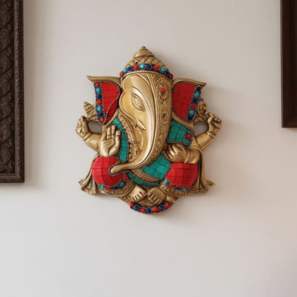 Brass Wall Hanging Showpiece Ganesh With Stone Finish (BSMAS794 B)