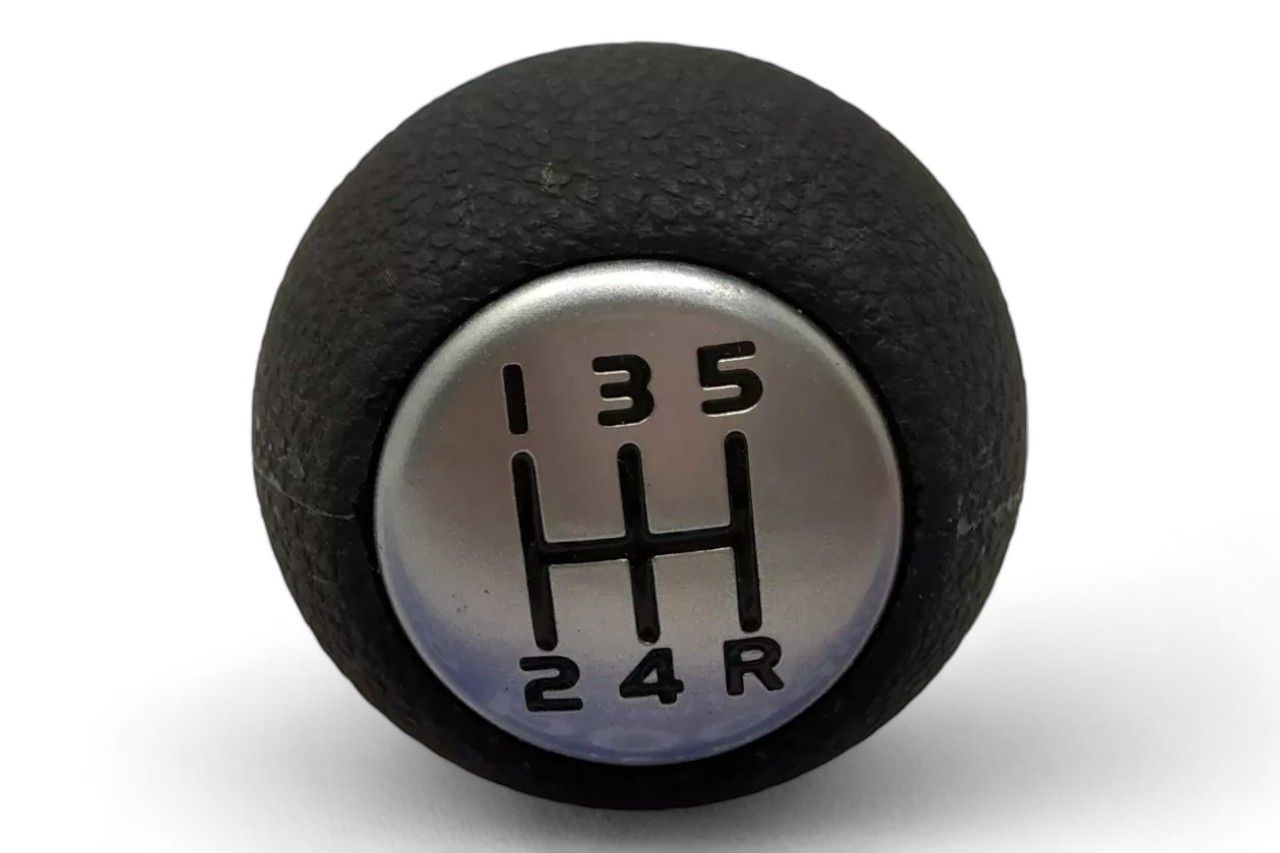 Maruti Suzuki Gear Lever Knob AV500785
