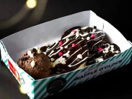 Everything Chocolates Pancake [Medium, 3 Pieces]