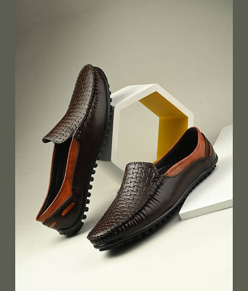 server Brown Men's Slip on