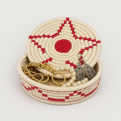 Rustic Star Charm – Handwoven Jewellery Box