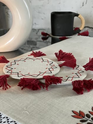 KRI India Melange Set of 4 Grey & Red Tassel Coasters | 4 inches | Wash & Care | 100% Cotton | Handcrafted in India. 100% organic & natural. KRI India Melange Set of 4 Grey & Red Tassel Coasters | 4 inches | Wash & Care | 100% Cotton | Handcrafted in India. 100% organic & natural.