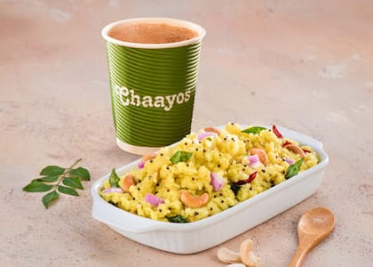 Desi Chai With Upma