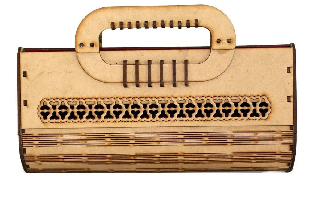 Elegant Wooden Laser-Cut Handbag Lightweight and eco-friendly