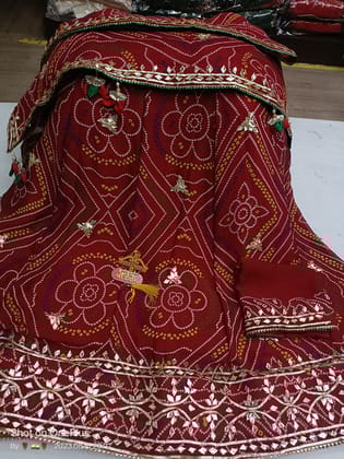 Pure Mos Crep Georgette Bandhani Gota Patti Chunri Lahenga