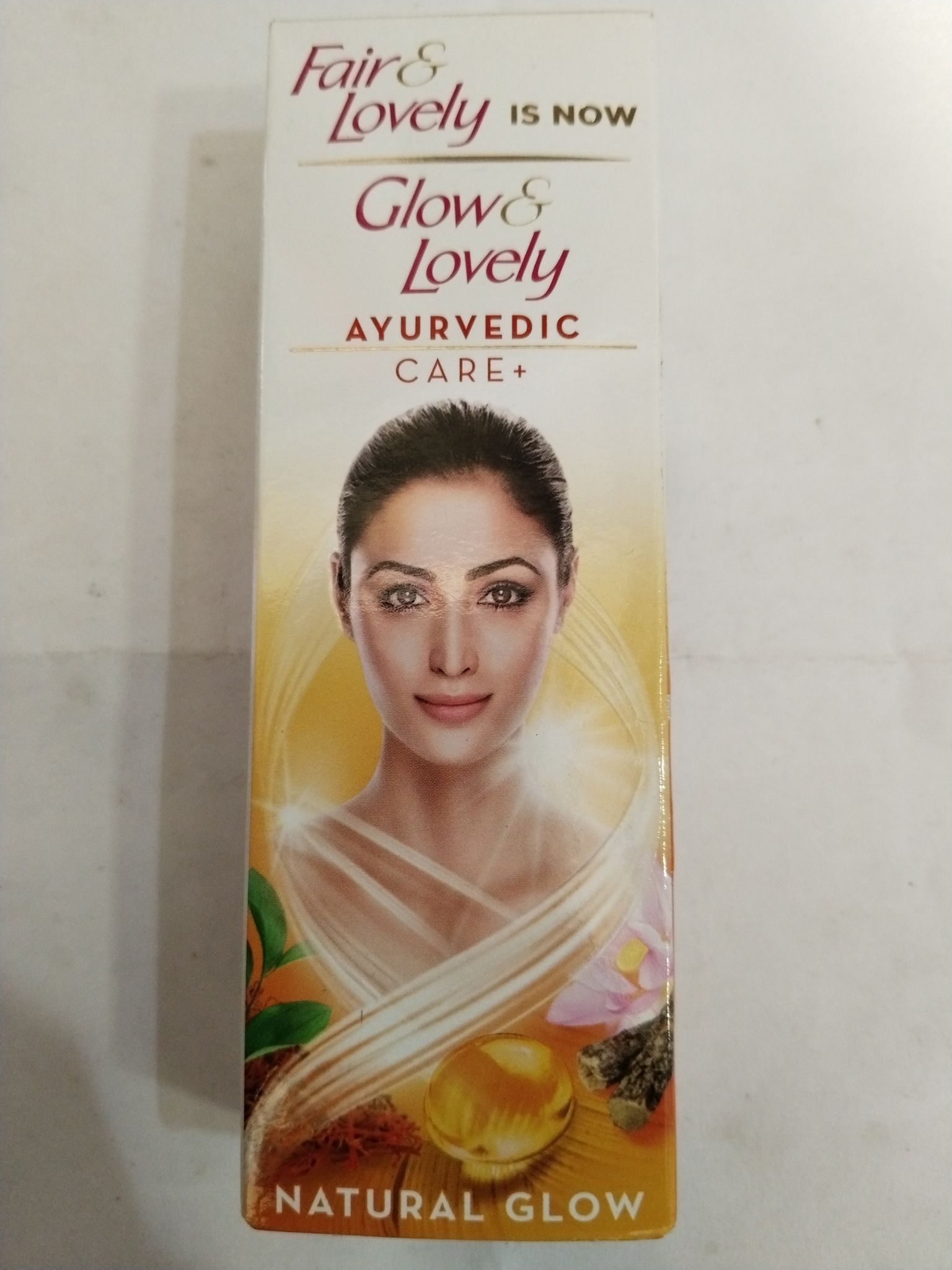 Glow & Lovely Ayurvedic Care+ Natural glow clear uneven skin tone 