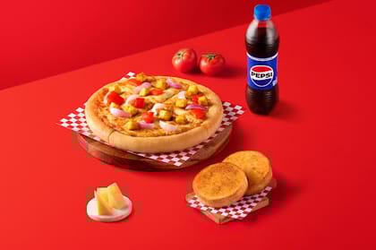 Spiced Paneer (Personal) With Garlic Bread And Pepsi