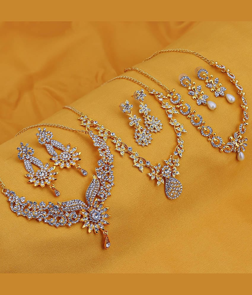 Sukkhi - White Alloy Necklace Set ( Pack of 3 )