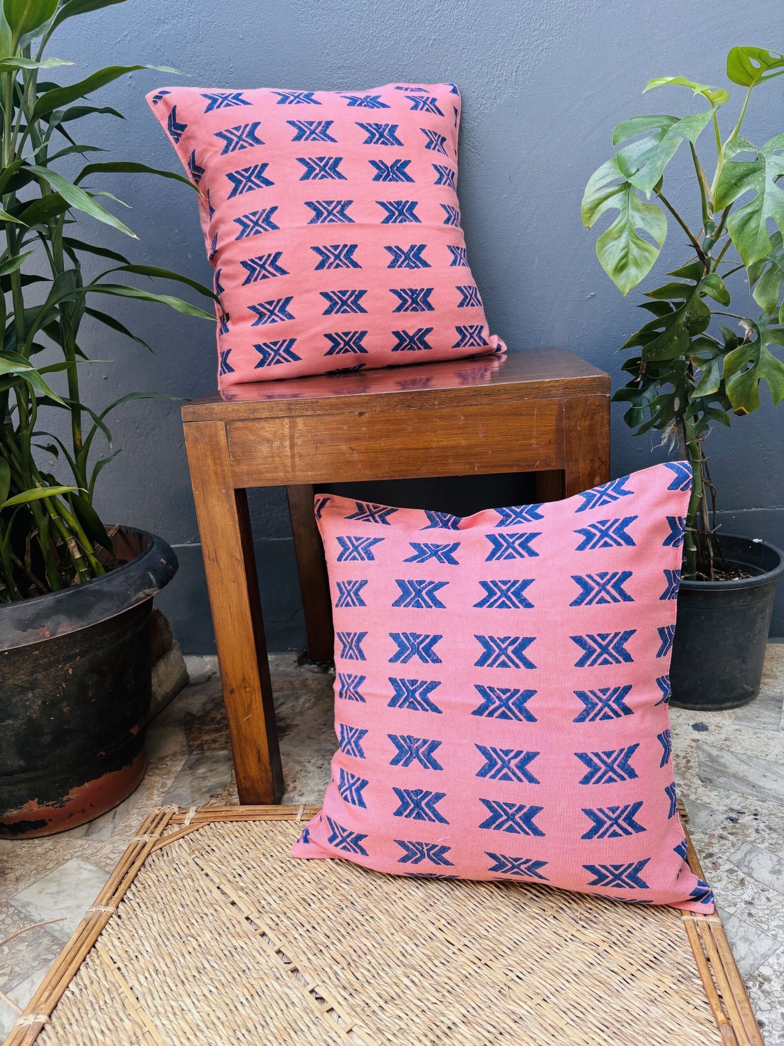 Handloom Cushion Cover - Set of 2