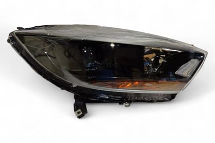 Lumax Head Lamp - RH AV156833