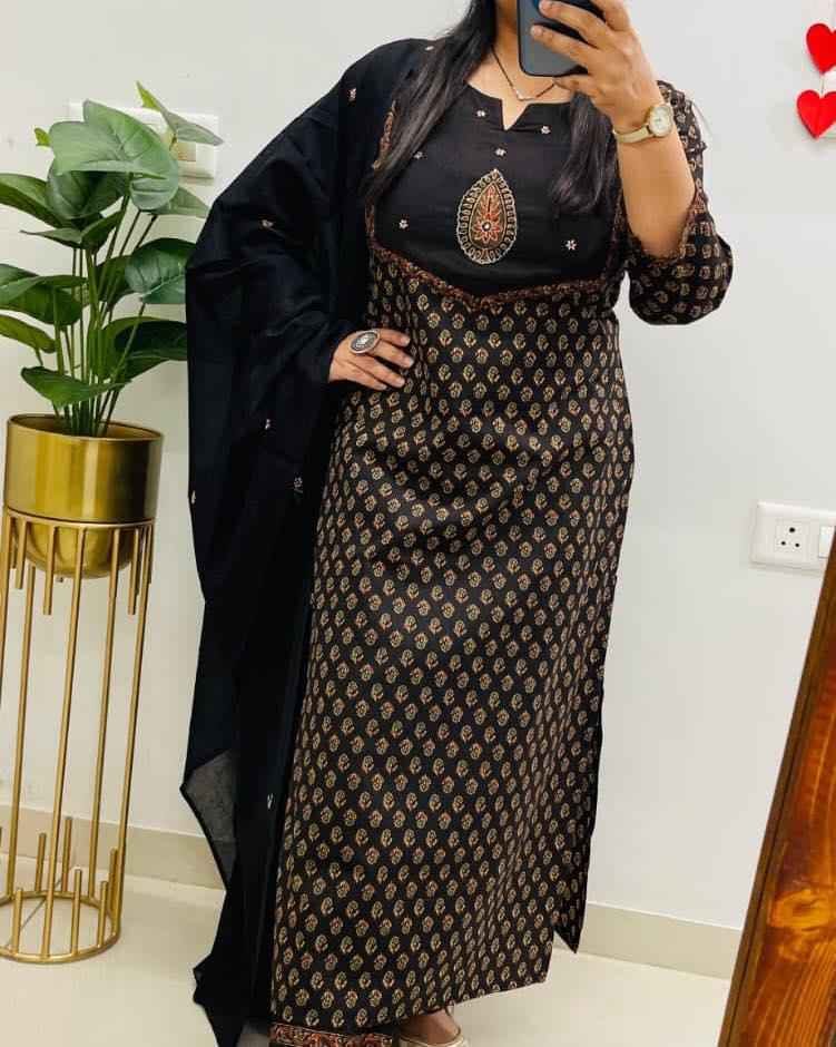 Fine Cotton Embroidery Kurta Set
