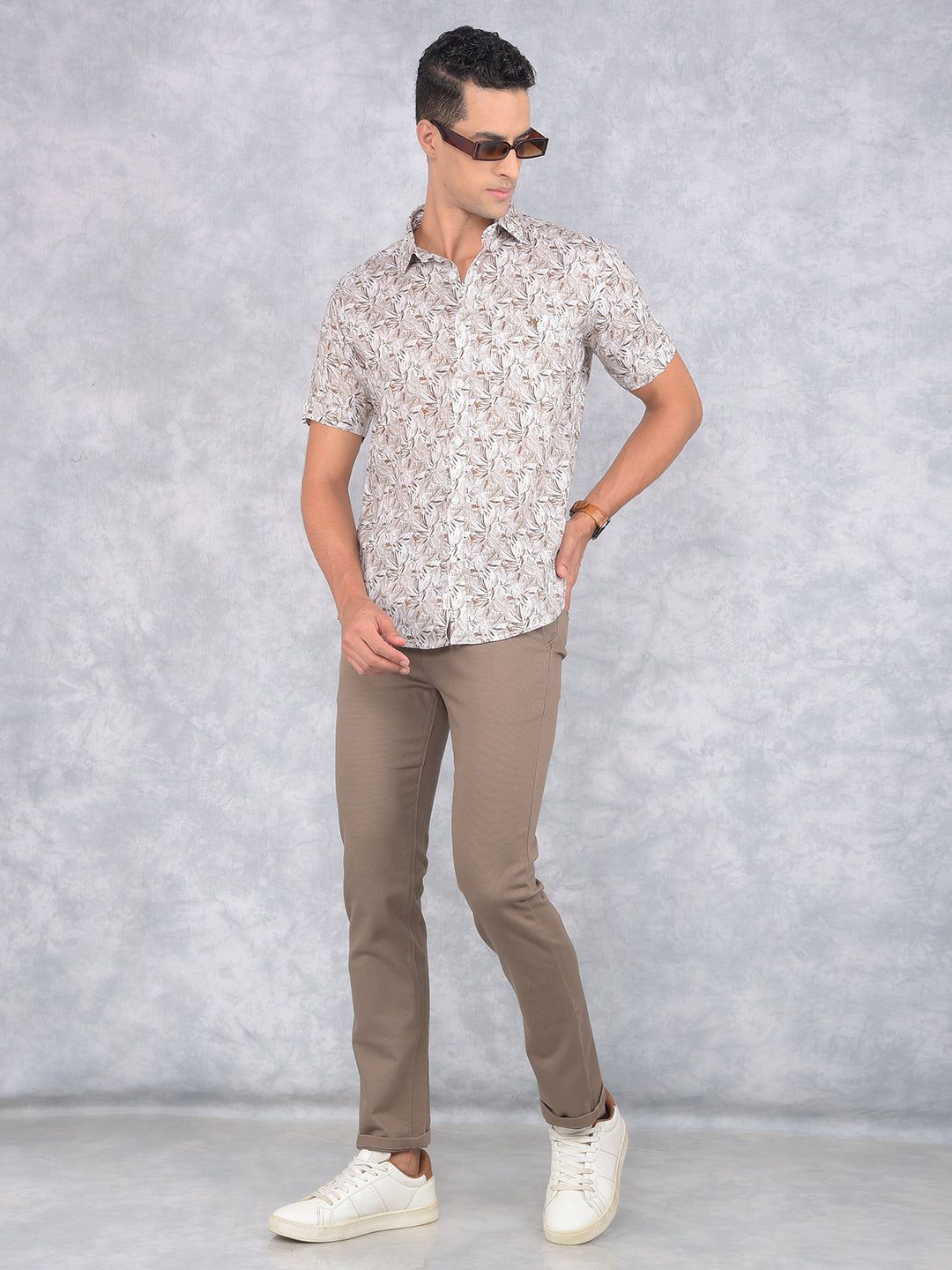 Brown Printed Straight Trousers-32 / Brown