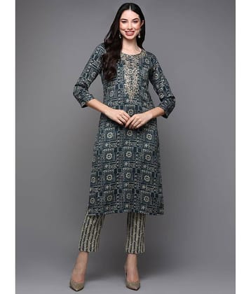 Vaamsi Silk Blend Embroidered Straight Women's Kurti - Blue ( Pack of 1 )