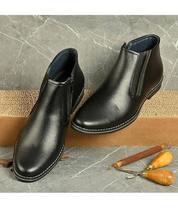 Leeport Black Chelsea boot