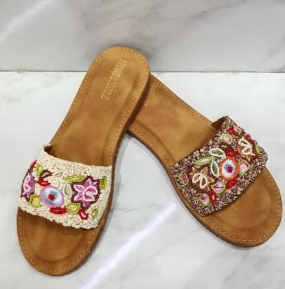 Stepedo Ladies Flat Silicon type sole with Very Comfortable insole