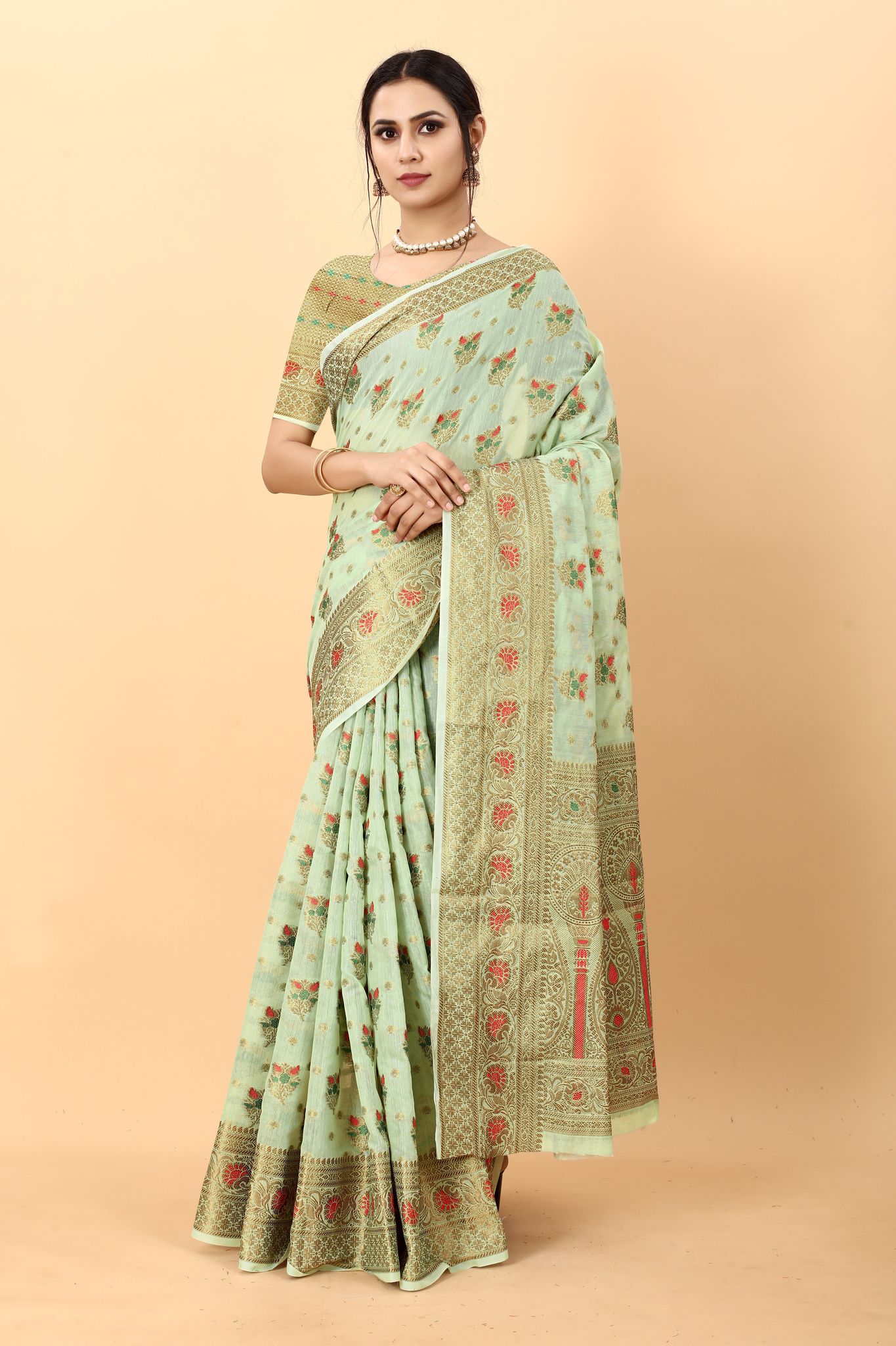 Yavira silk Women's Green Handwoven Chanderi Saree