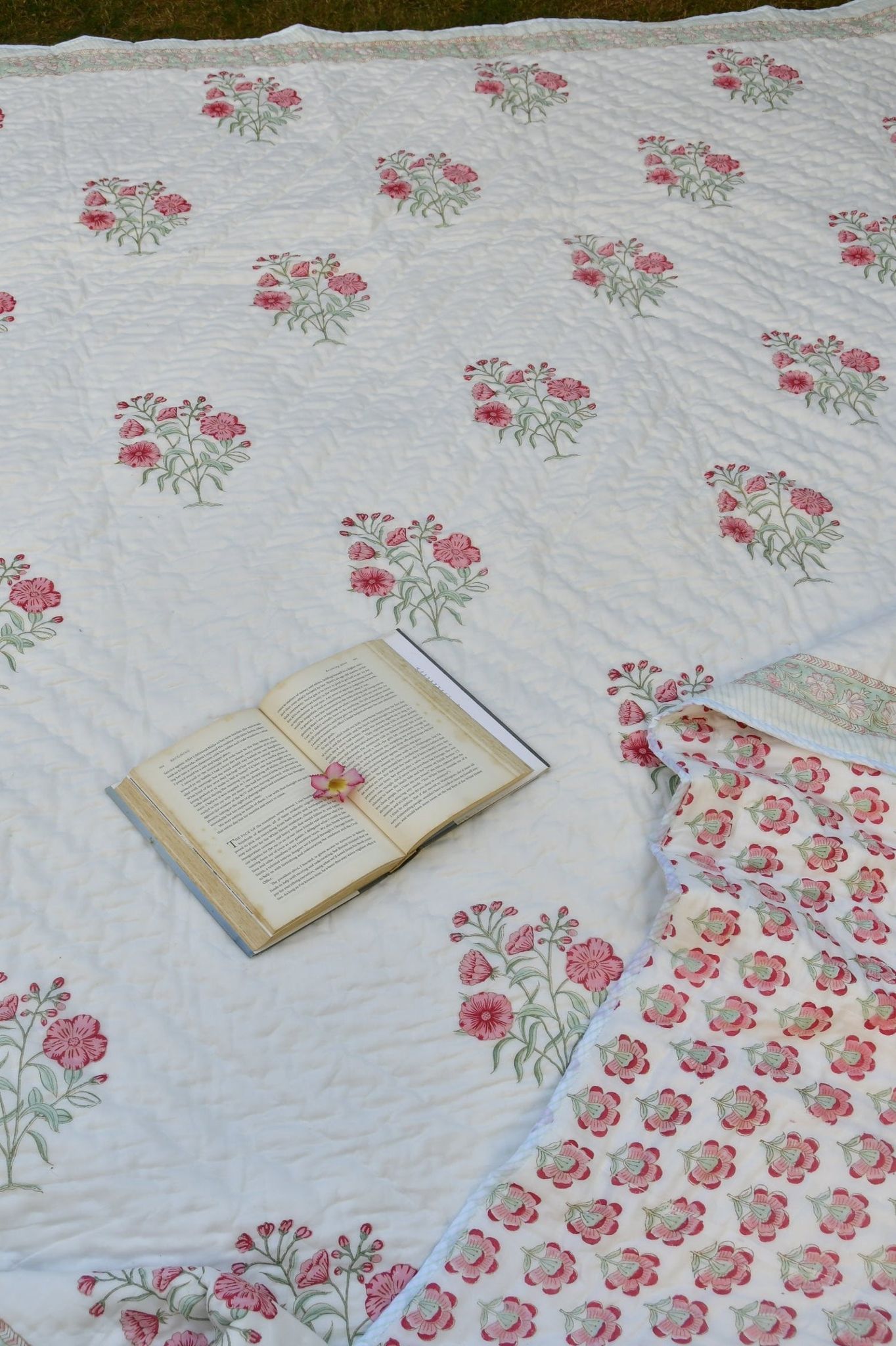 Suhaani Handblock Jaipuri  Quilt : Natural cotton Double