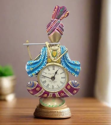 Traditional Table Clock