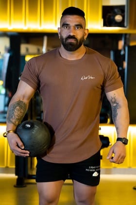 WILD VERVE CLASSIC RIB CREW T SHIRT (BROWN)-S