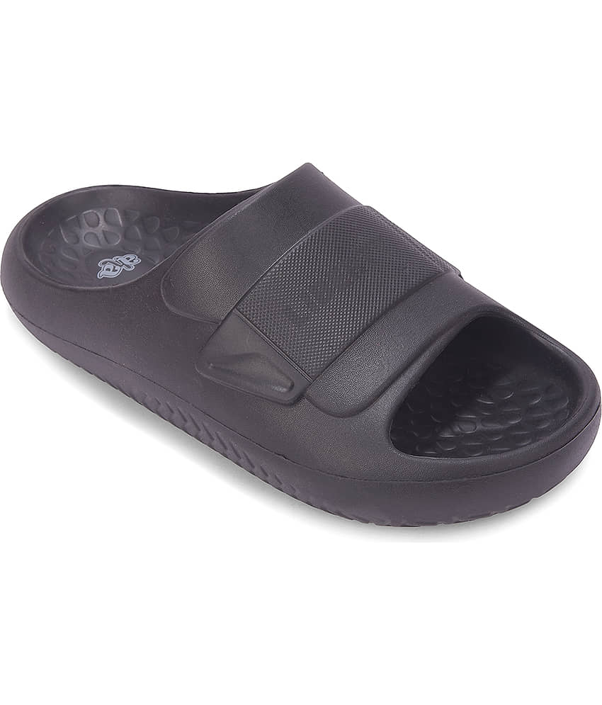 Liberty Black Men's Daily Slipper