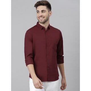 Baleshwar Men Maroon Solid Regular Fit Casual Shirt