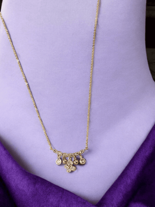 Necklace with a Delicate Flower Design Necklace with a Delicate Flower Design