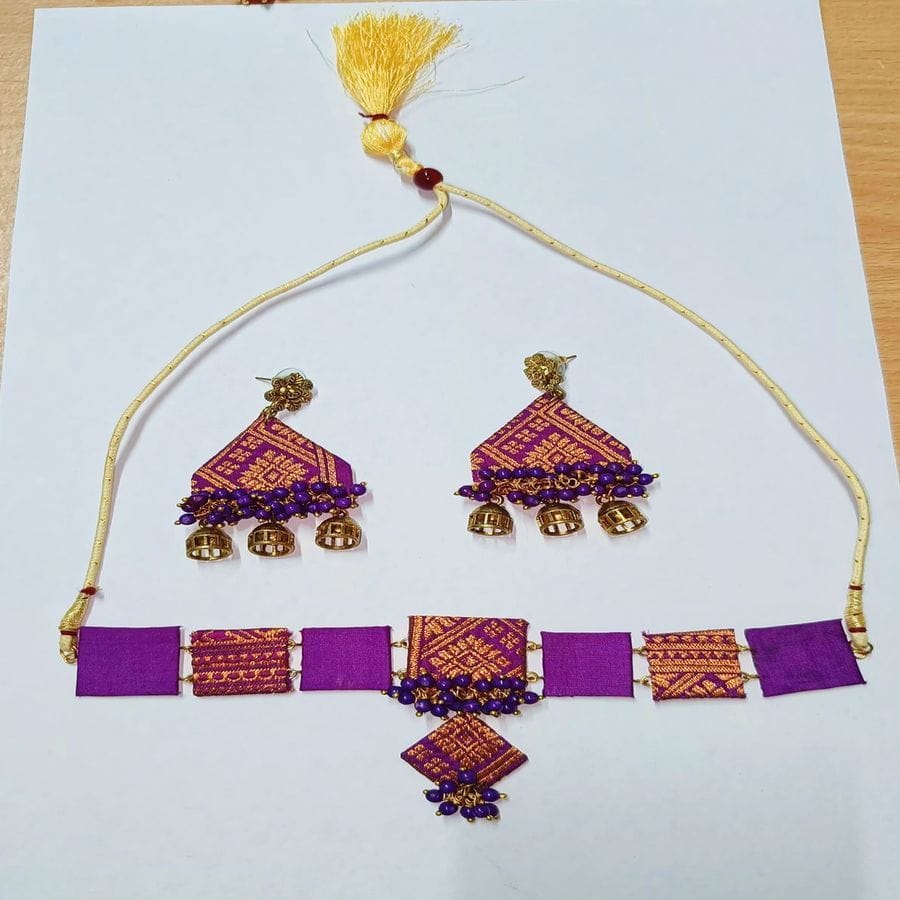 Copper and Brass and Steel and Wood and Fabric and Stones and Pearls and Others Chains & Necklaces-Handicraft