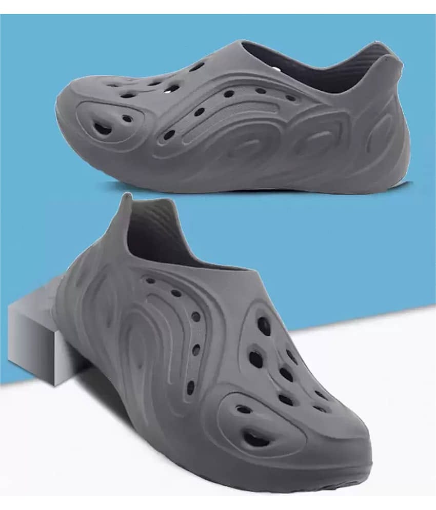 hotstyle - Grey Men's Clogs