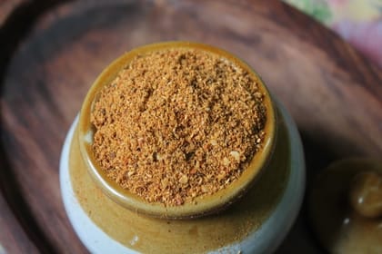 OKHALI VATHAKUZHAMBU POWDER -1KG OKHALI VATHAKUZHAMBU POWDER -1KG