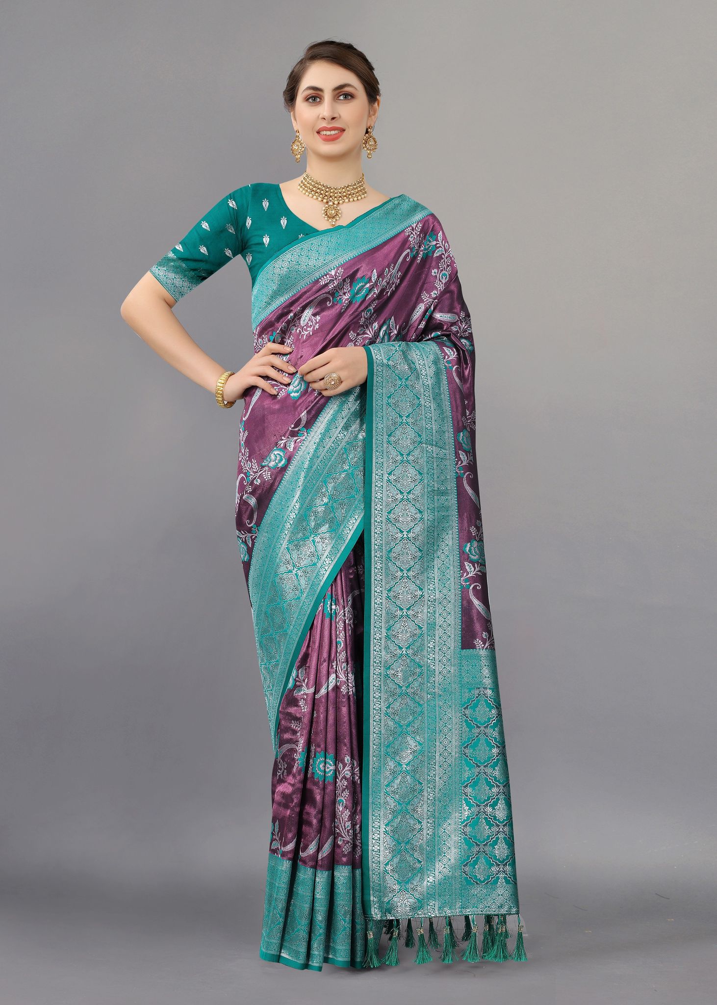 Yavira silk Women's Green Handwoven Silk Blend Saree