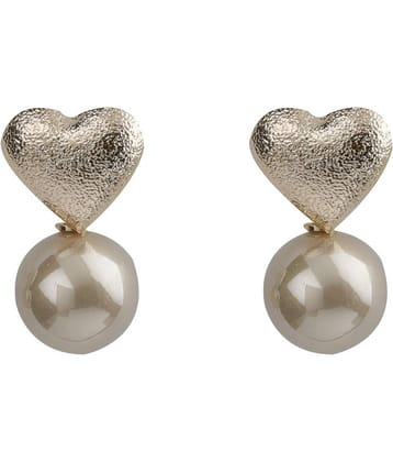 SILVER SHINE  Lovely Gold Simple Polished Heart Design With Pearl Stud Earring For Girls And Women