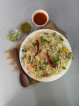 Veg Hakka Noodles