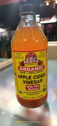 Bragg apple cider vinegar with mother