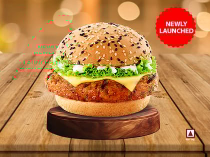 Cheesy Peri Peri Chicken Grilled Burger