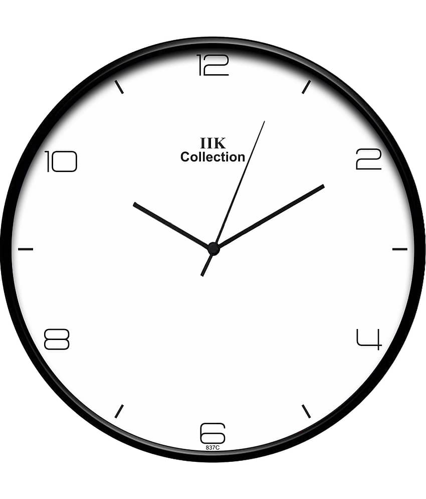 IIK COLLECTION - Circular Analog Wall Clock