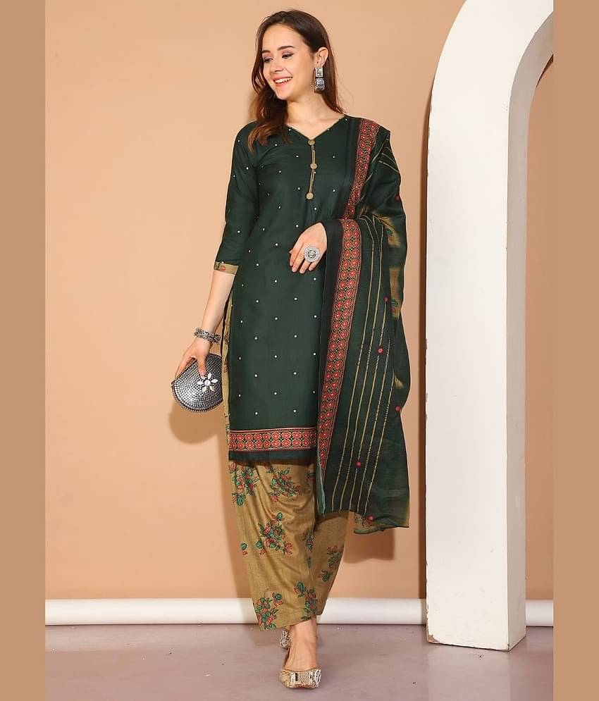 wonder weave Women Cotton Blend Printed Straight Kurti With Patiala Salwar ( Green )