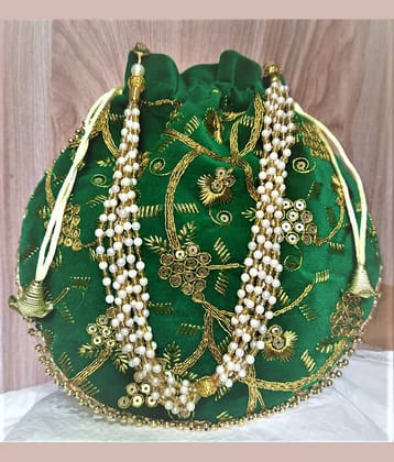 Bulbul Green Velvet Potli