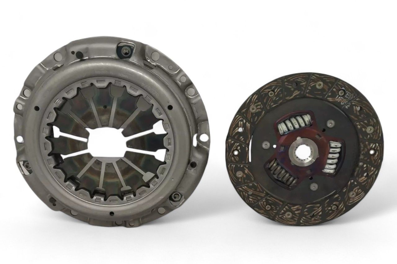 Exedy Clutch Set (Disc+Pressure Plate) AV770319