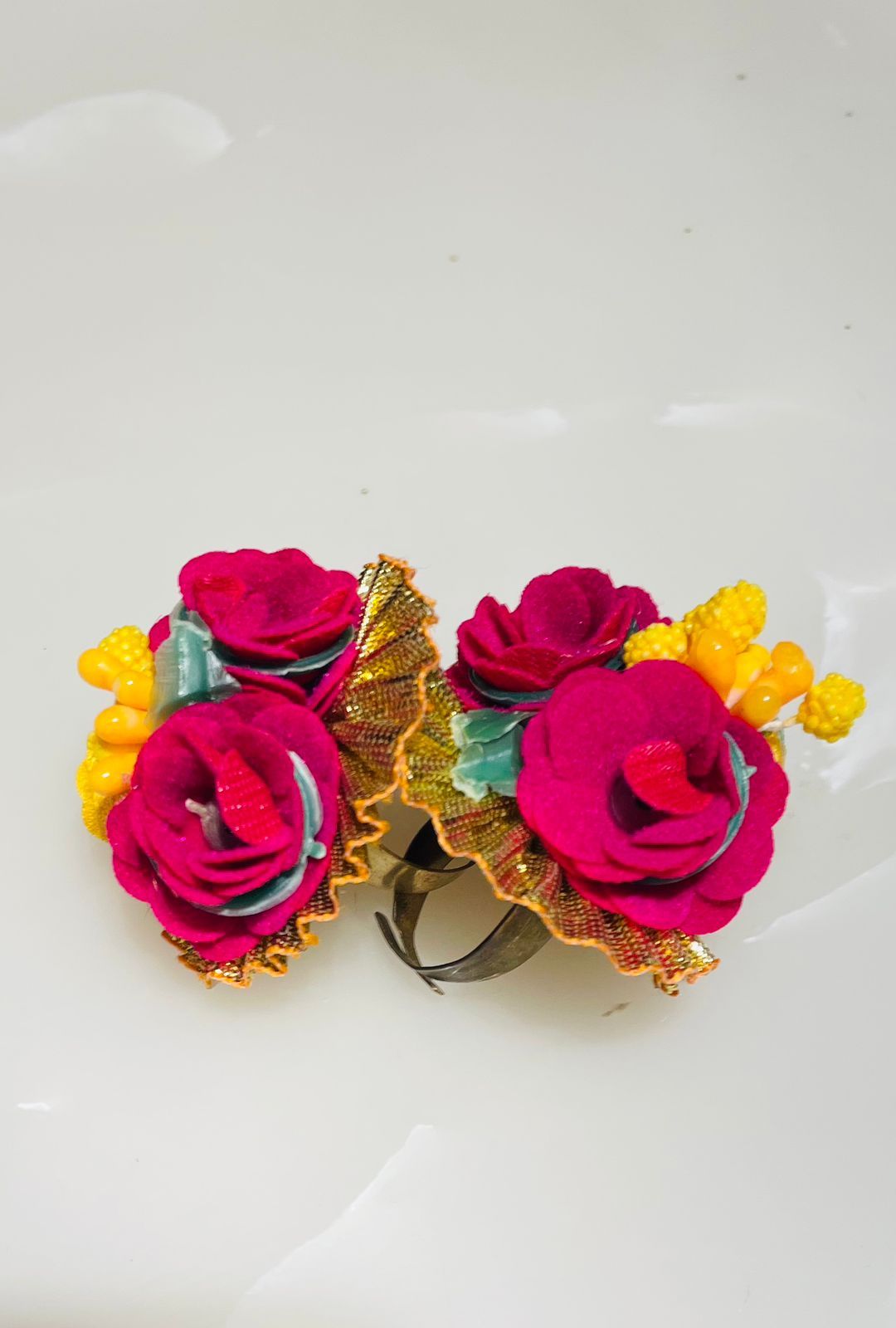 Floral rings Magenta- yellow