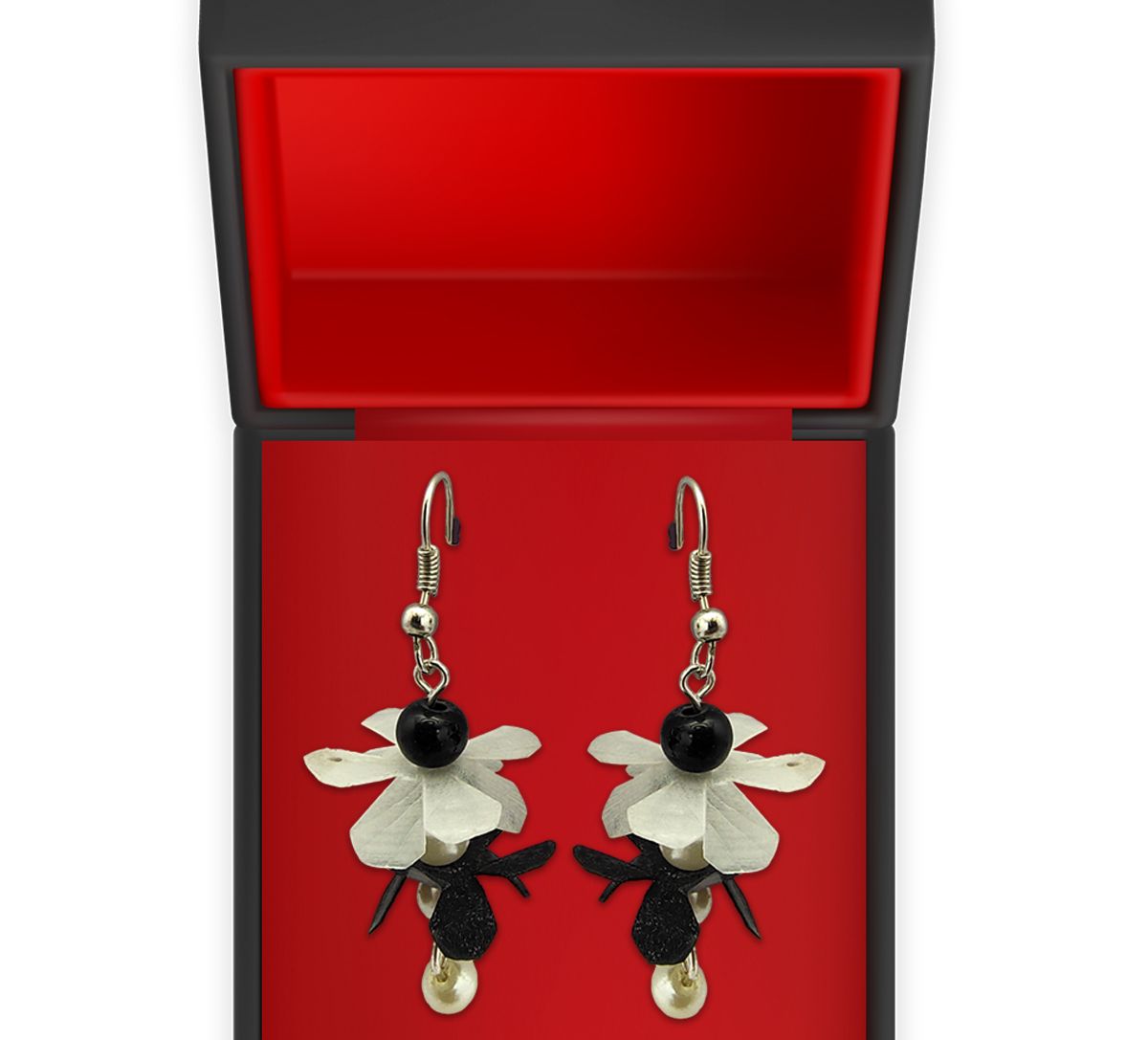 Handmade Fishs Scale Dangler Earrings | Black & White