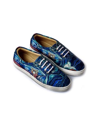 Women Printed Lightweight Canvas Sneakers