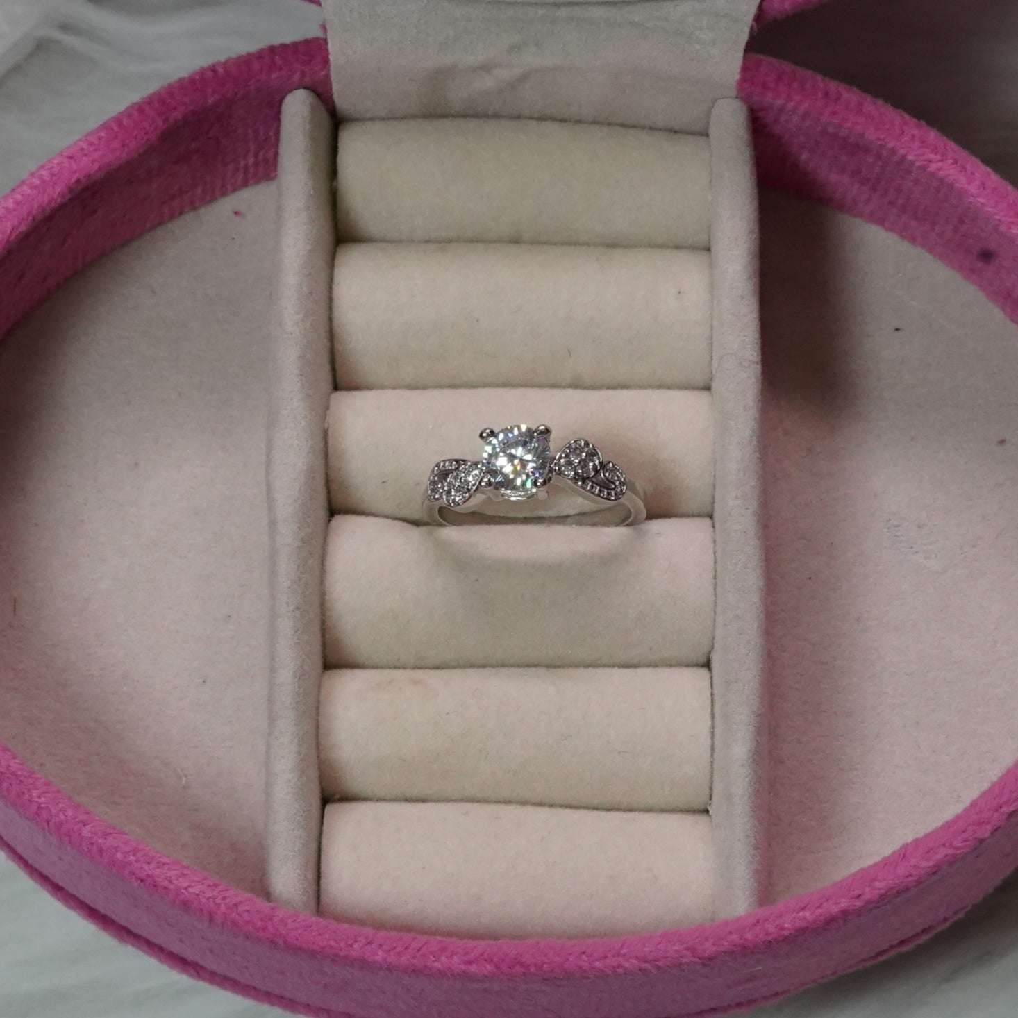 Vs sterling silver cocktail ring 112-9