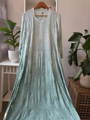 Muslin Chikankari Kurti with Pearl  Work - Tiffany-Cream / Viscose / XL