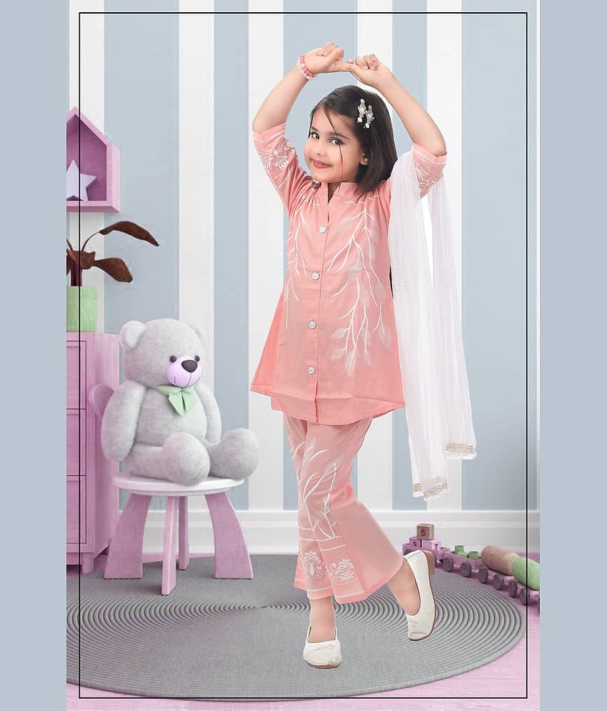 s muktar garments Girls Cotton Blend Kurti with Pants ( Pack of 1 , Peach )