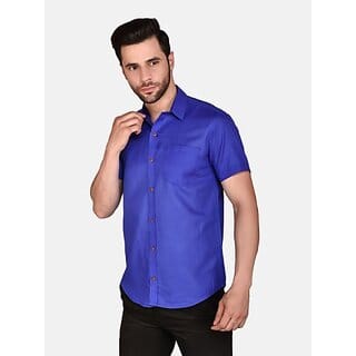 PrintCultr Men Regular Fit Solid Curved Collar Casual Shirt