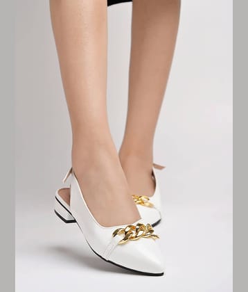 Shoetopia White Women's Casual Ballerinas