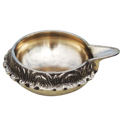 Brass Table Decor Oil Lamp Kuber Deepak  - Antique Finish Oil Lamp for Home D�cor, Height : 1.3 Inch (ZMAS140 E)