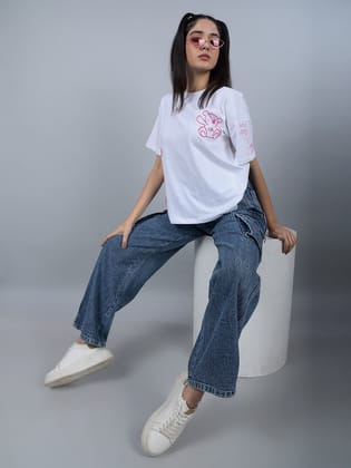 White Graphic Print T-Shirt-M / White